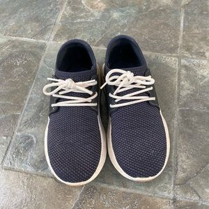 🔥FINAL PRICE🔥 VESSI Everyday Midnight Black on Off White